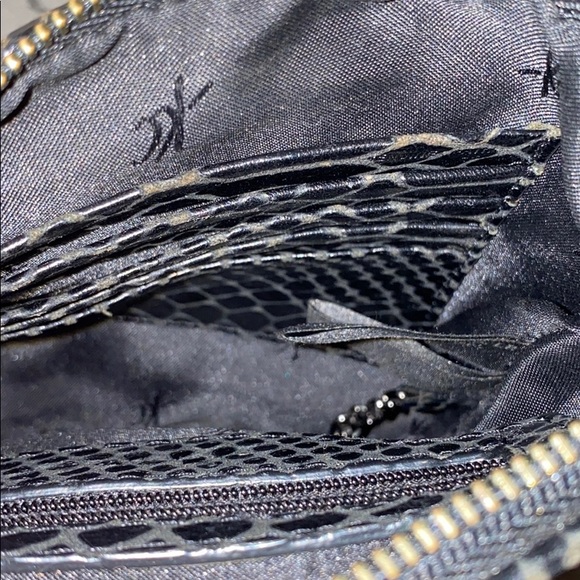 Kenneth Cole Crossbody Bag - Picture 5 of 6